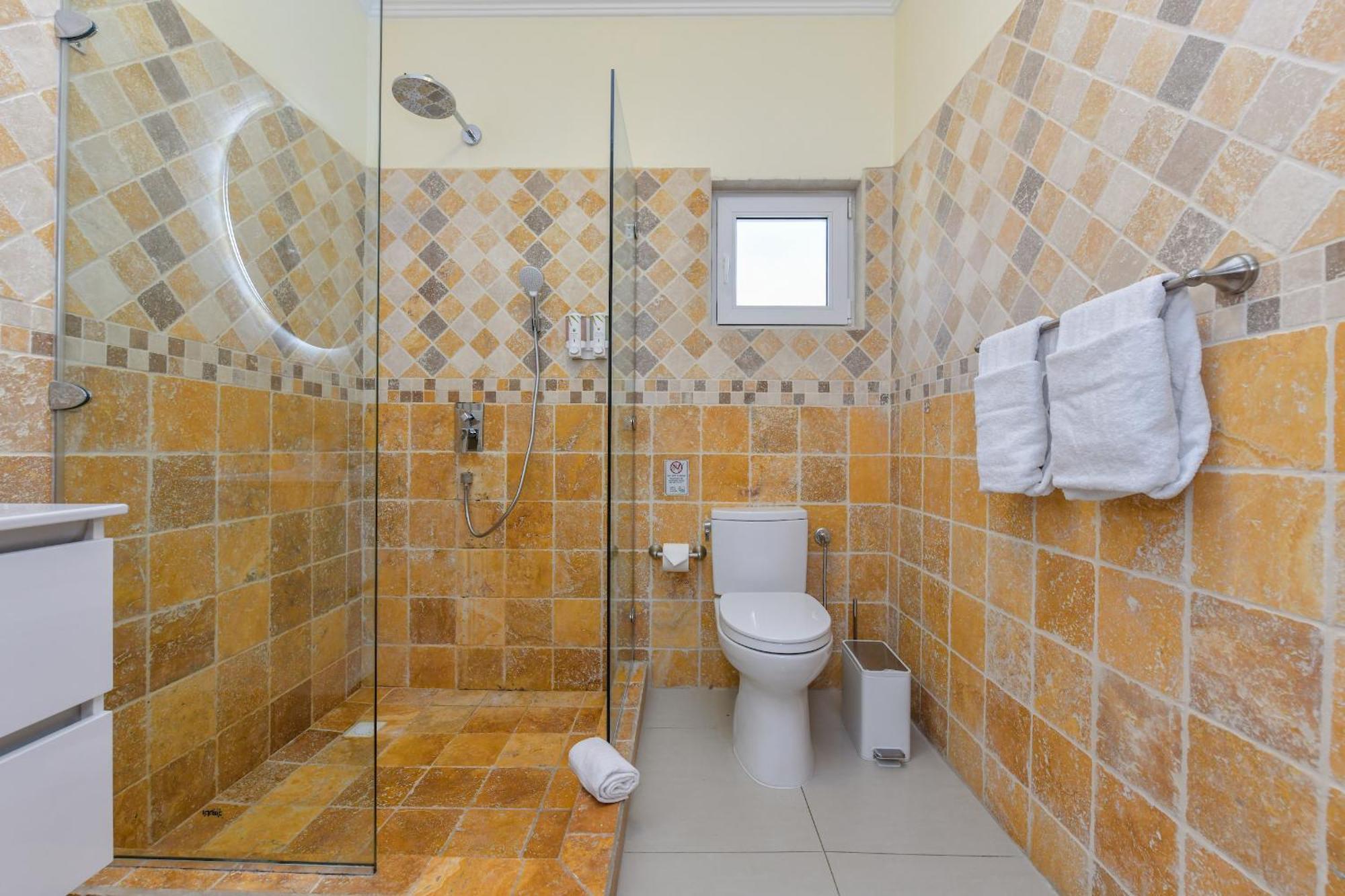 Villa Swiss Paradise With Private Pool Палм Бийч Екстериор снимка